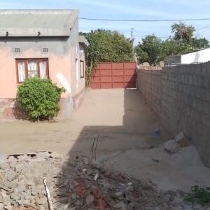 Casa Tipo 3 com Dependência em Construção.