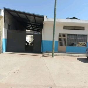 VENDE-SE ARMAZÉM NO MAGOANINE